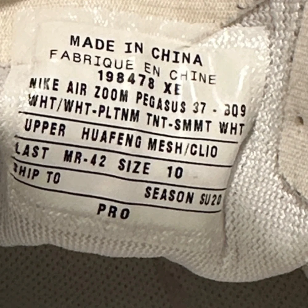Nike Air Zoom Pegasus 37 triple white sample size 10.0